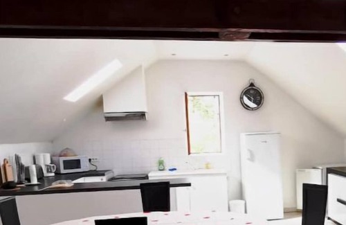 Villiers-en-Desœuvre Apartment | Chez Jean-jack. Appartement Spacieux de 70 m2