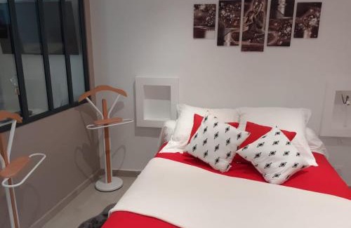 Meze Apartment | chez le tit