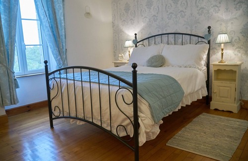 Pageas House | Chez Lucy Gite with private pool in a tranquil setting. Free fibre Sleeps 4/6