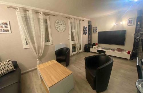Villeparisis House | Chez Manu Meublé de tourisme 2 étoiles pour 6 personnes - 3 chambres