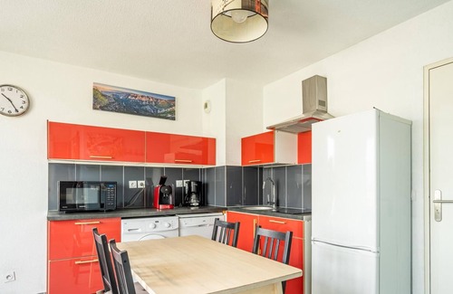 Baille Apartment | 'Chez Marius' Air-conditioned apt with terrace for 4 people in Marseille