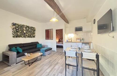Villedaigne Apartment | Chez Mel et Garry