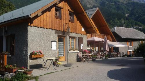 Oz Bed & Breakfast | Chez Passoud