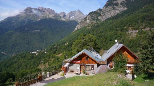 Oz Bed & Breakfast | Chez Passoud