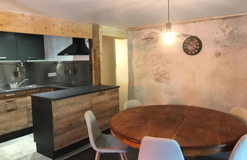 Thollon-les-Memises Apartment | Chez pierre et Julie