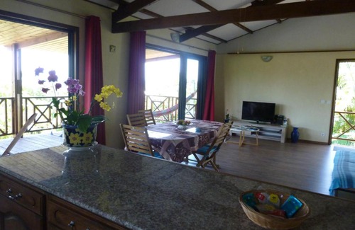 Sainte-Rose Ski Chalet | Chez Solange et Michel