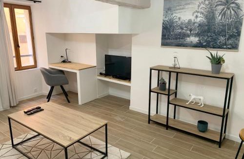 Grasse Apartment | Chez Tom - au pied des musées