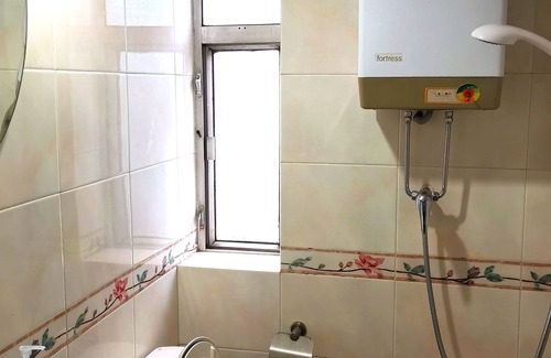 Mong Kok Hotel | Chi Shing Hostel