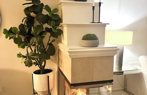 Airport Area Apartment | Chic 1-bedroom 1-bath in central Irvine Location! Monthly Furnished Rental