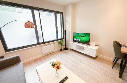 Chaucer Apartment | Chic 1-bedroom flat in Elephant & Castle, near The Shard