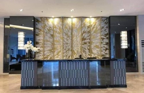 Highway Hills Apartment | Chic 2 Bedroom EDSA APT with Balcony