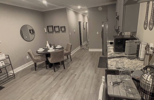 Near East Columbus Condo | Chic 3-bedroom condo with fitness room, WiFi in welcoming Columbus