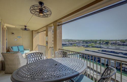 Horseshoe Bay House | Chic 3BDR for 6 with Pool & Hot Tub Overlooks Marina