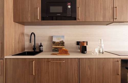 Quartier de la Porte-Saint-Denis Apartment | Chic A/C Central apt - 2bdr/6p - Faubourg s/Denis