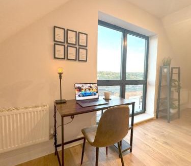 Royal Tunbridge Wells Apartment | Chic and Airy Apartment
