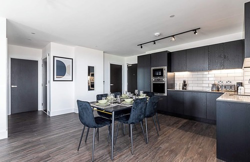 College Park and Old Oak Apartment | Chic and Sleek Sky-High Apartment