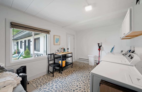 Near East Columbus Apartment | Chic City Retreat 99 - For 2!