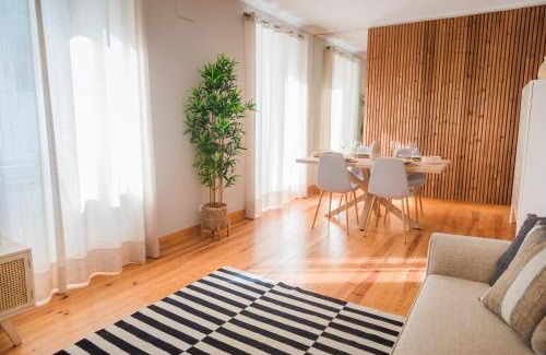 Santa Isabel Apartment | Chic & Classy Lisboa by GT House