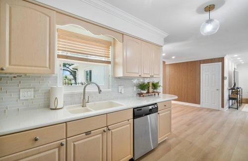 Florida North Atlantic Coast House | Chic Coastal - Heated Pool at Request, Near PGA & Everything!