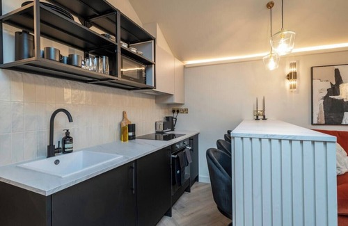 Blockley Cottage | Chic Cotswold Tiny Home - Oddity House