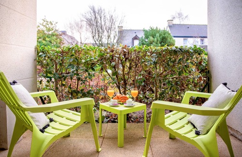 Saint-Gregoire Apartment | Chic & Cozy Apartment with Terrace + Private Parking