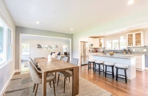 Hampton Bays House | Chic Hamptons Home with Heated Gated Pool and Grill