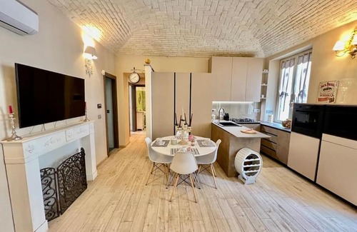 Moncalieri Apartment | Chic house near the castle