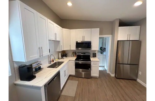 Brighton Apartment | Chic & intimate 2 bedroom