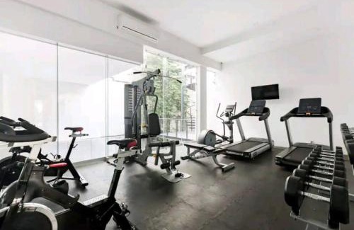 Roma Norte Apartment | Chic loft! 150 BPS fiber optic internet