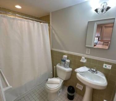 Prudential - St. Botolph Apartment | Chic Metro South End Studio