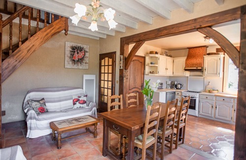 Prats-du-Perigord House | Child-friendly holiday home with large garden