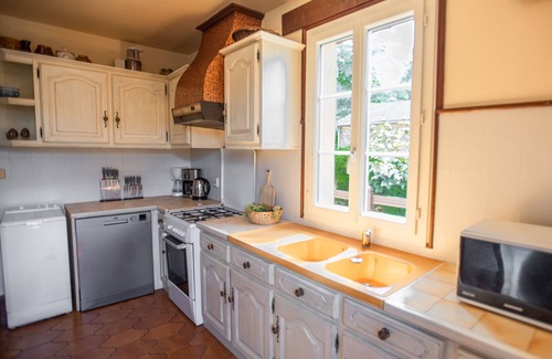 Prats-du-Perigord House | Child-friendly holiday home with large garden