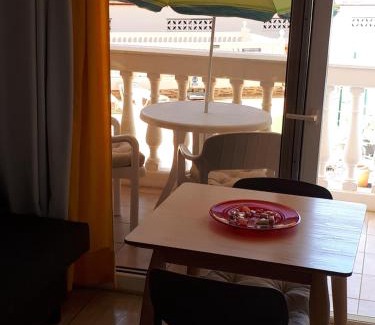 Arona Apartment | Chill Out Tenerife Sud - monolocale con piscina riscaldata