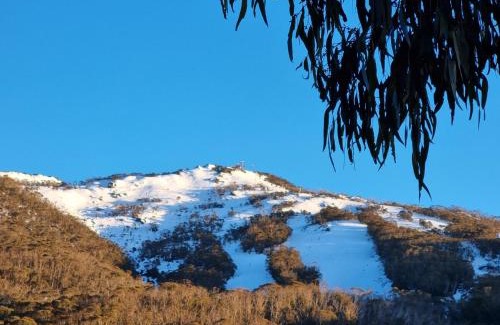 Thredbo Ski Chalet | CHILL-OUT - Thredbo