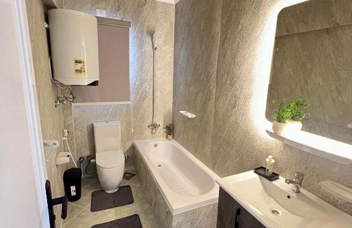 Al Rehab Apartment | Chill Vibes 3 BR Apartment in Rehab City