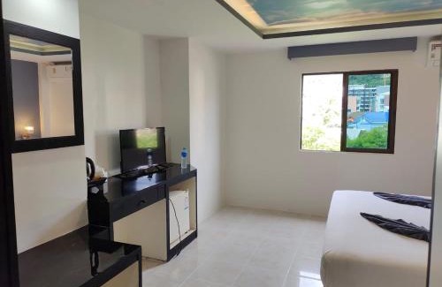 Patong Hotel | Chilli House Residence