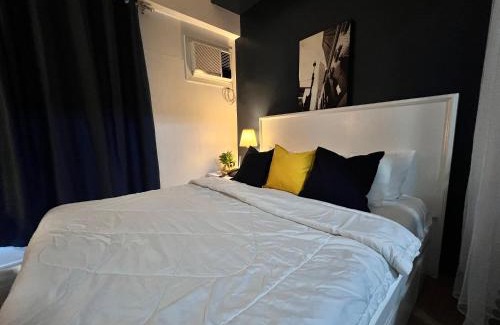 Phil-Am Apartment | Chilluxe In The Metro