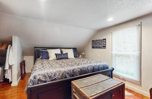 Freeland House | Chinook Cottage