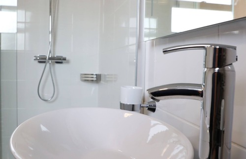 Chiseldon Hotel | Chiseldon House