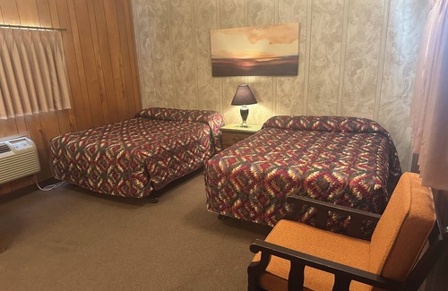 Study Butte-Terlingua Hotel | Chisos Mining Co Motel