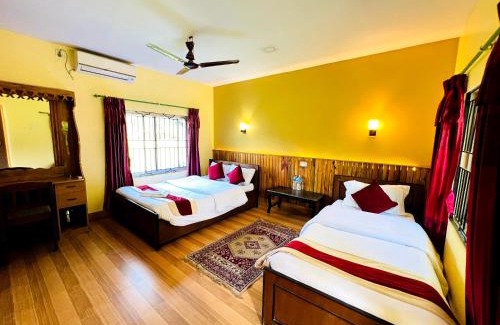 Sauraha Hotel | Chitwan Safari Resort