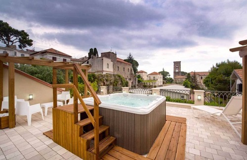 Scala Apartment | Chopin Apartment: Ravello, Via Bartolomeo da Foggia, Second Floor