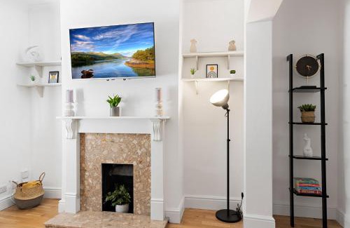 Exeter House | Church View by Staytor Accommodation