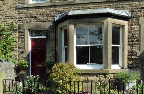 Buxton Cottage | Church View