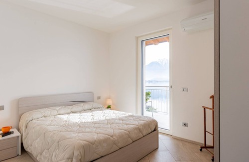 Aurogna Apartment | Ciclamino (GLA127) by Interhome