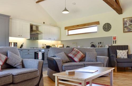 Lydney House | Cider Press Barn - Uk12379