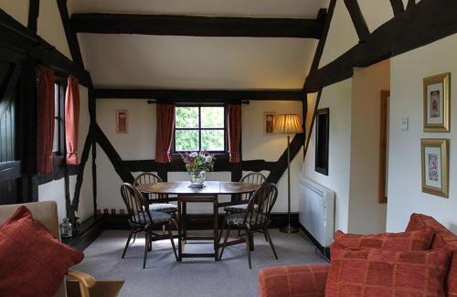 Hereford Apartment | Cider Press