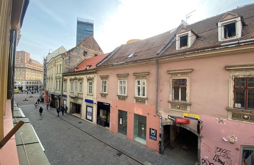 Zagreb Apartment | Cilindar Apartments
