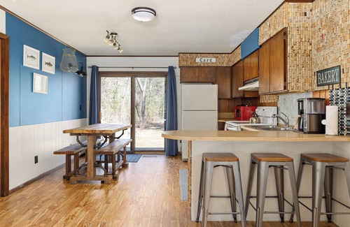 Beulah Cabin | Cinders Whispering Waters and Wilderness Escape