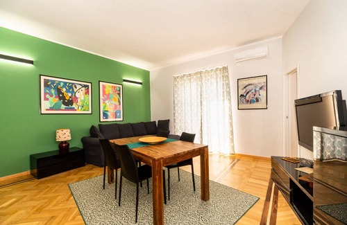 Cit Turin Apartment | CIT TURIN Elegant Apt with panoramic balcony! x4